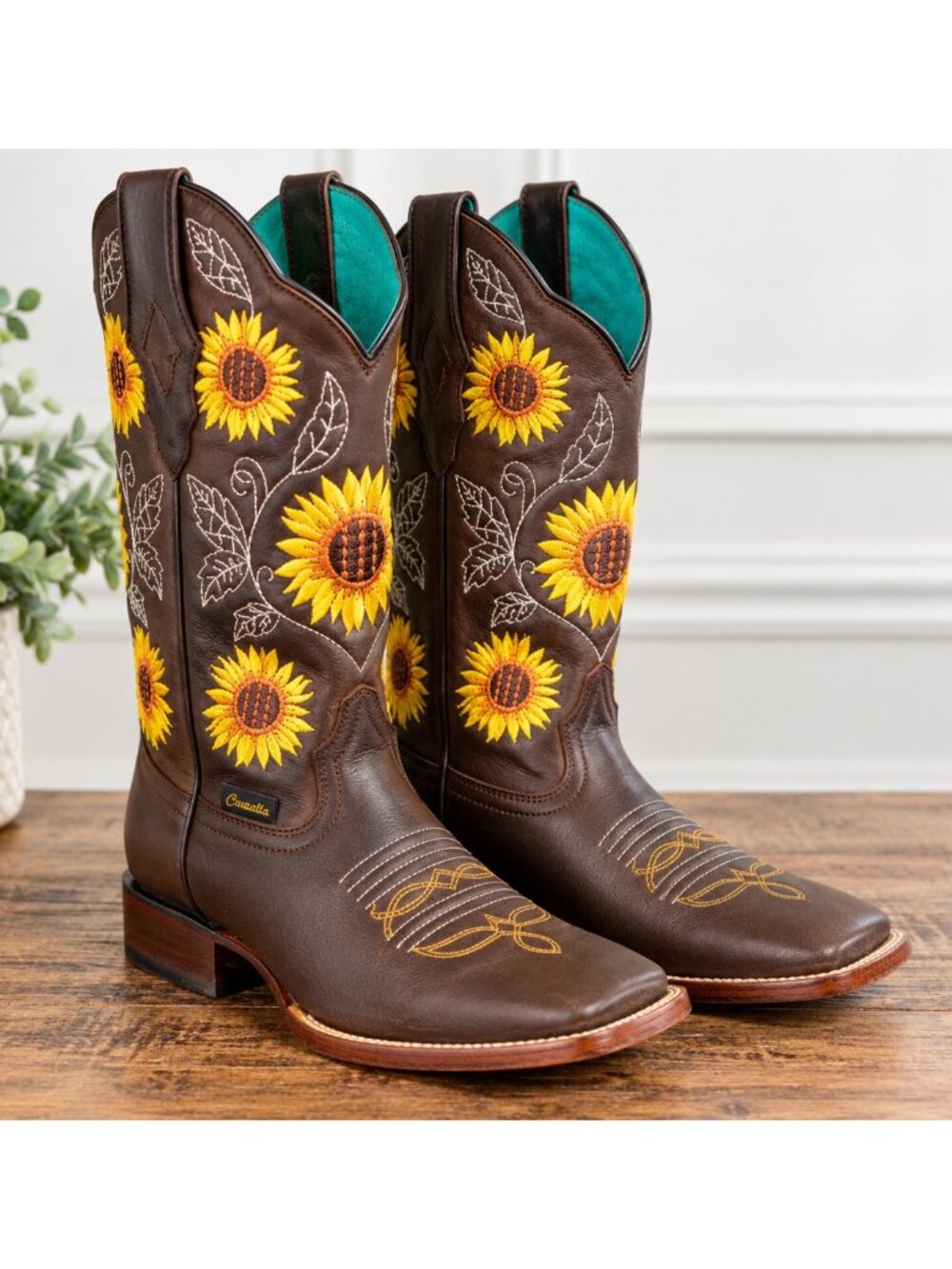 Cruzalta Sunflower Embroidered Brown Leather Western Cowboy Boots Size 6.5